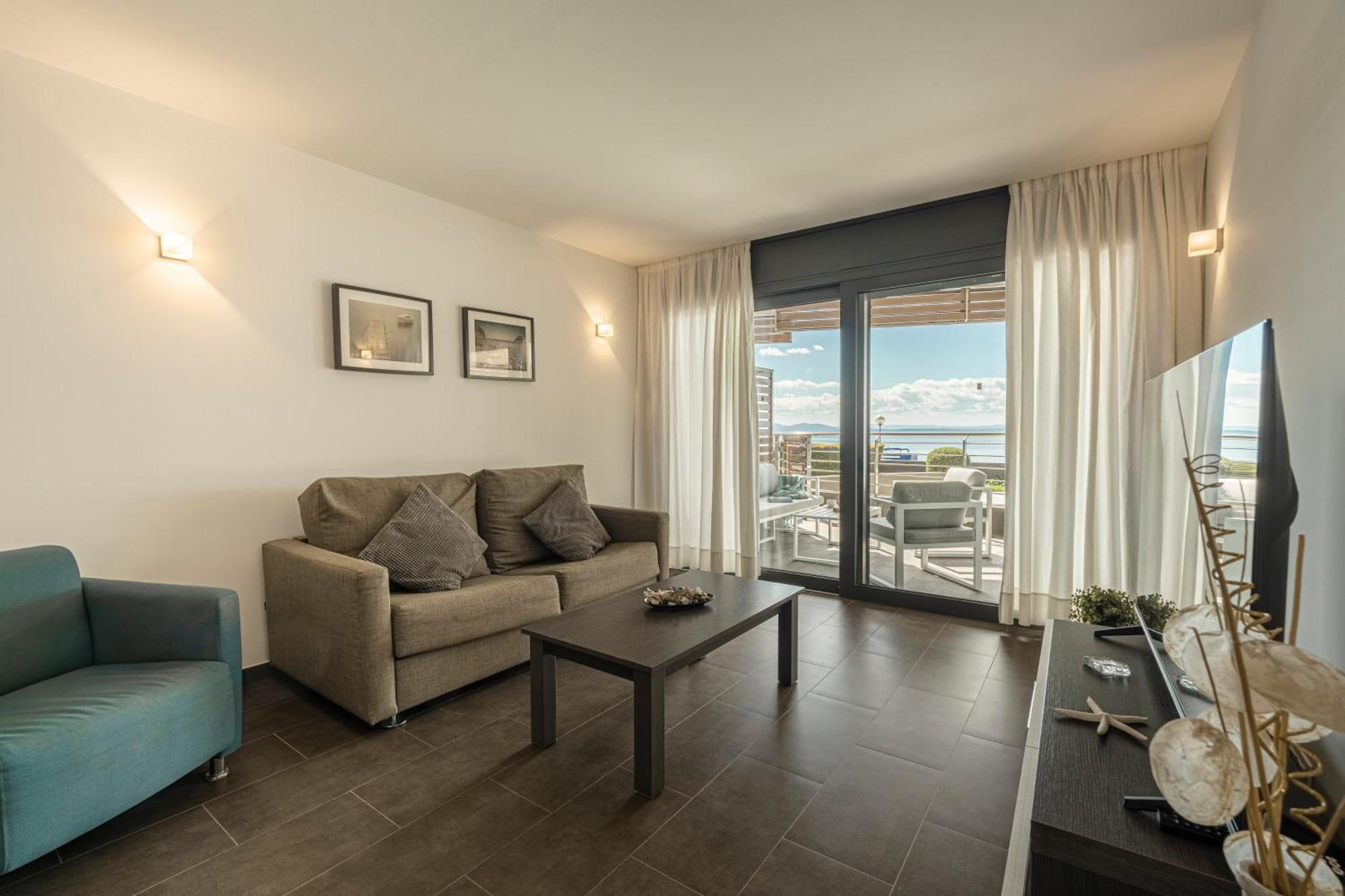 Apartamento Con Gran Terraza Delante Del Mar Roses Exterior photo